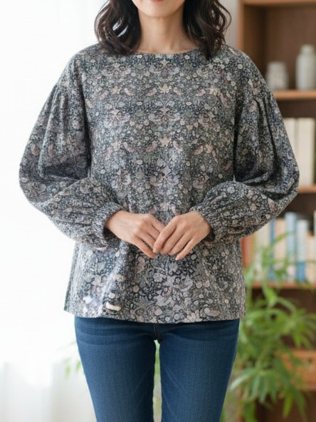 再販！　ふんわりギャザー袖のブラウス【ストロベリーシーフ】