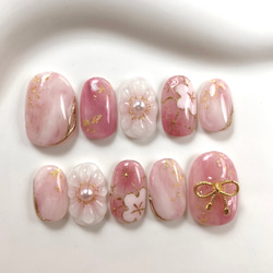 フラワーネイル/グレージュ/大人可愛い/上品きれいめ/オシャレ/短め