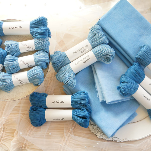 特選墨流し染小紋【ターコイズブルー ミントグリーン グレー ブラック ホワイト】 藍染晒] 〚ムラ染め〛1049 藍染ムラ染め刺し子布 草木染め藍染晒し