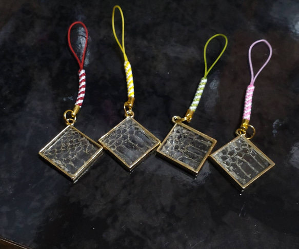 LTD SNAKEBYTE  White ストラップ付き 美品 LTD SNAKEBYTE White ストラップ付き 美品 LTD SNAKEBYTE - The ESP