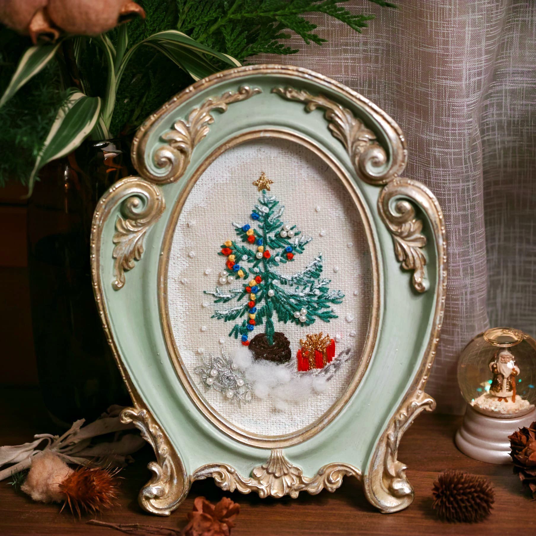 雪のクリスマスツリー　刺繍フレーム