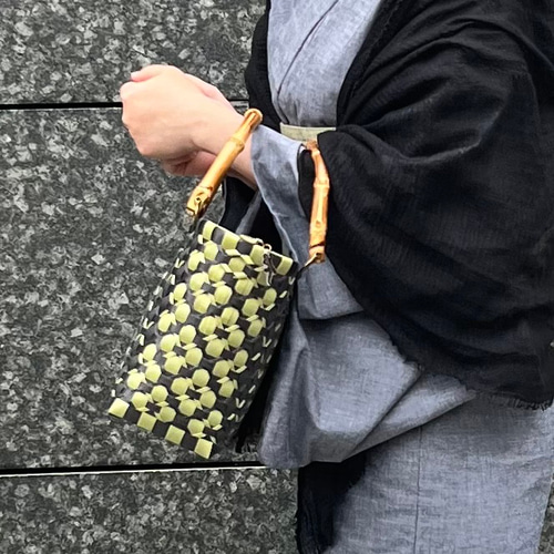 こちら専用です✴︎KECH かごバッグ✴︎ストロー2WAYブラックハンドル KECH かごバッグ✴︎ストロー2WAYブラックハンドル - メルカリ
