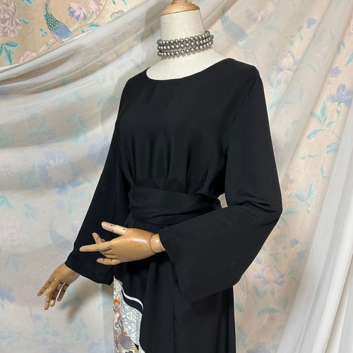 ツーウェイのお袖 MLサイズ 友禅染め 黒留袖ドレス＆リボンベルト 長袖