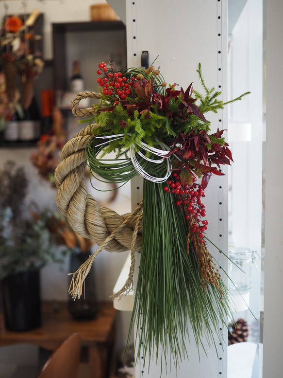 迎春 大王松の注連縄 南天の実 お多福南天 お正月飾り しめ縄