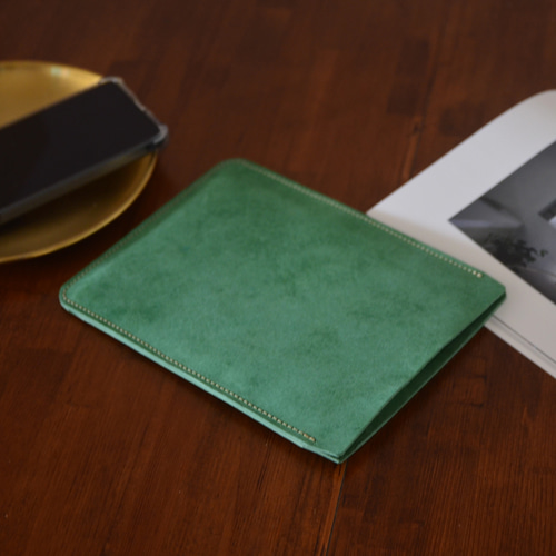 タブレット iPad miniケース 本革イタリアレザー 経年変化を楽しめる