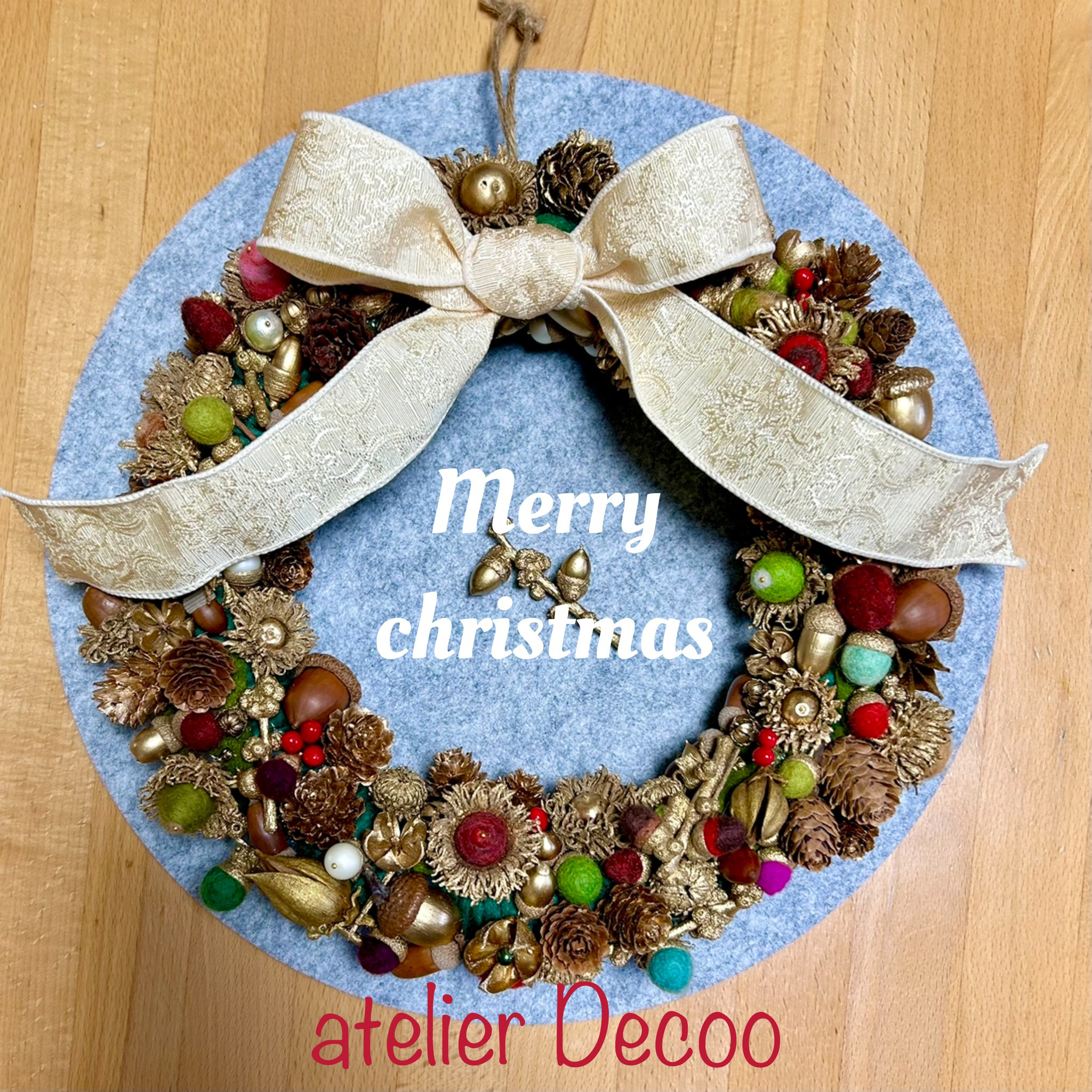 木の実のブローチ&Gold クリスマスリース2024(30cm )