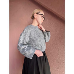 選擇您的長度❤️RATA原創針織衫❤️麻花圖案短款針織衫❤️精緻輪廓❤️優雅灰色 第3張的照片