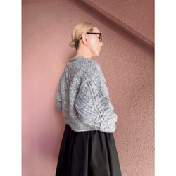 選擇您的長度❤️RATA原創針織衫❤️麻花圖案短款針織衫❤️精緻輪廓❤️優雅灰色 第6張的照片