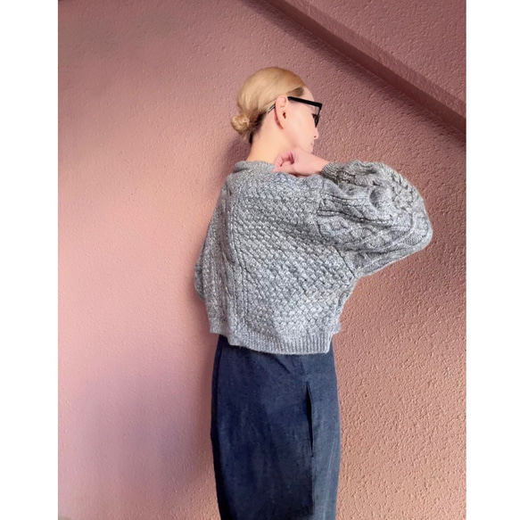 選擇您的長度❤️RATA原創針織衫❤️麻花圖案短款針織衫❤️精緻輪廓❤️優雅灰色 第11張的照片