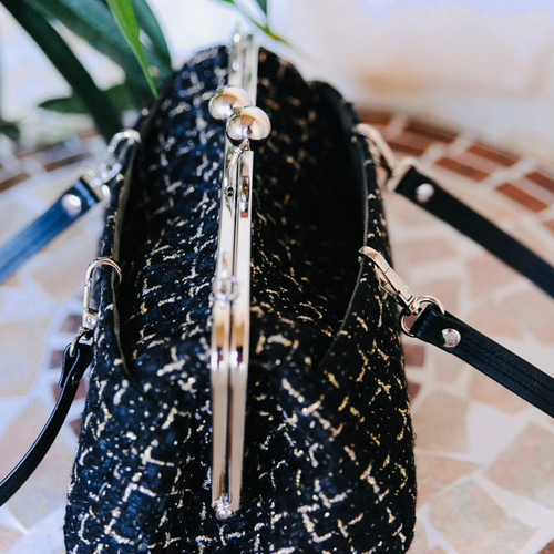 25cm口金☆ブラック地ゴールドラメ入りツイード生地☆2wayがま口