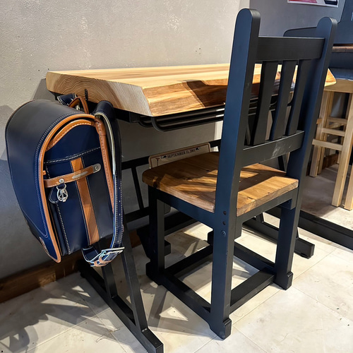 木の机、椅子、収納として 在庫あり 即納 セット販売 デスク 学習机 椅子 荷物掛け 天板下収納