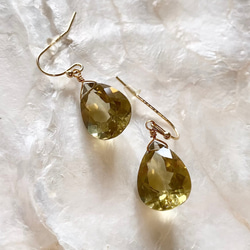 ティールブルーカラークォーツのティアドロップ＊2石＊ 天然石