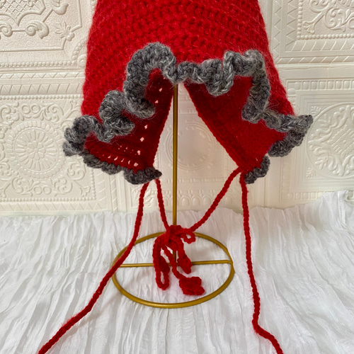 フリルボンネットハット〈red〉 ニット帽・ビーニー NABLE CROCHET