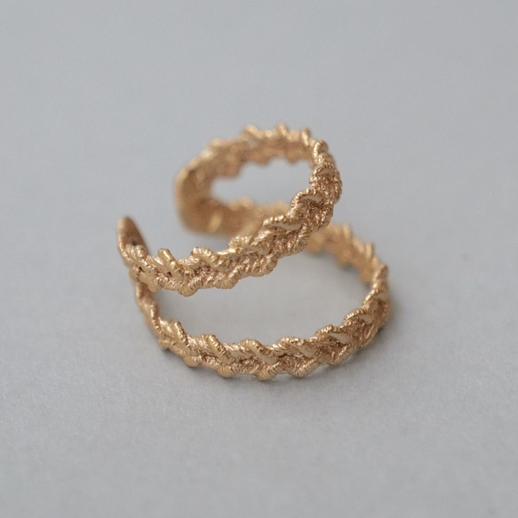 18KGP Wコードイヤーカフ 2枚目の画像