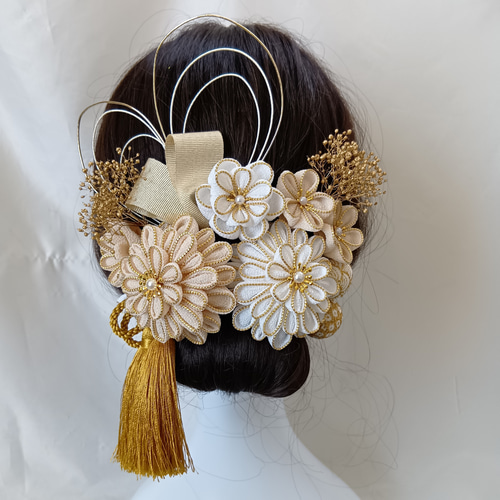 受注制作】白 生成 金 成人式 髪飾り つまみ細工 ちりめん 卒業式 和装