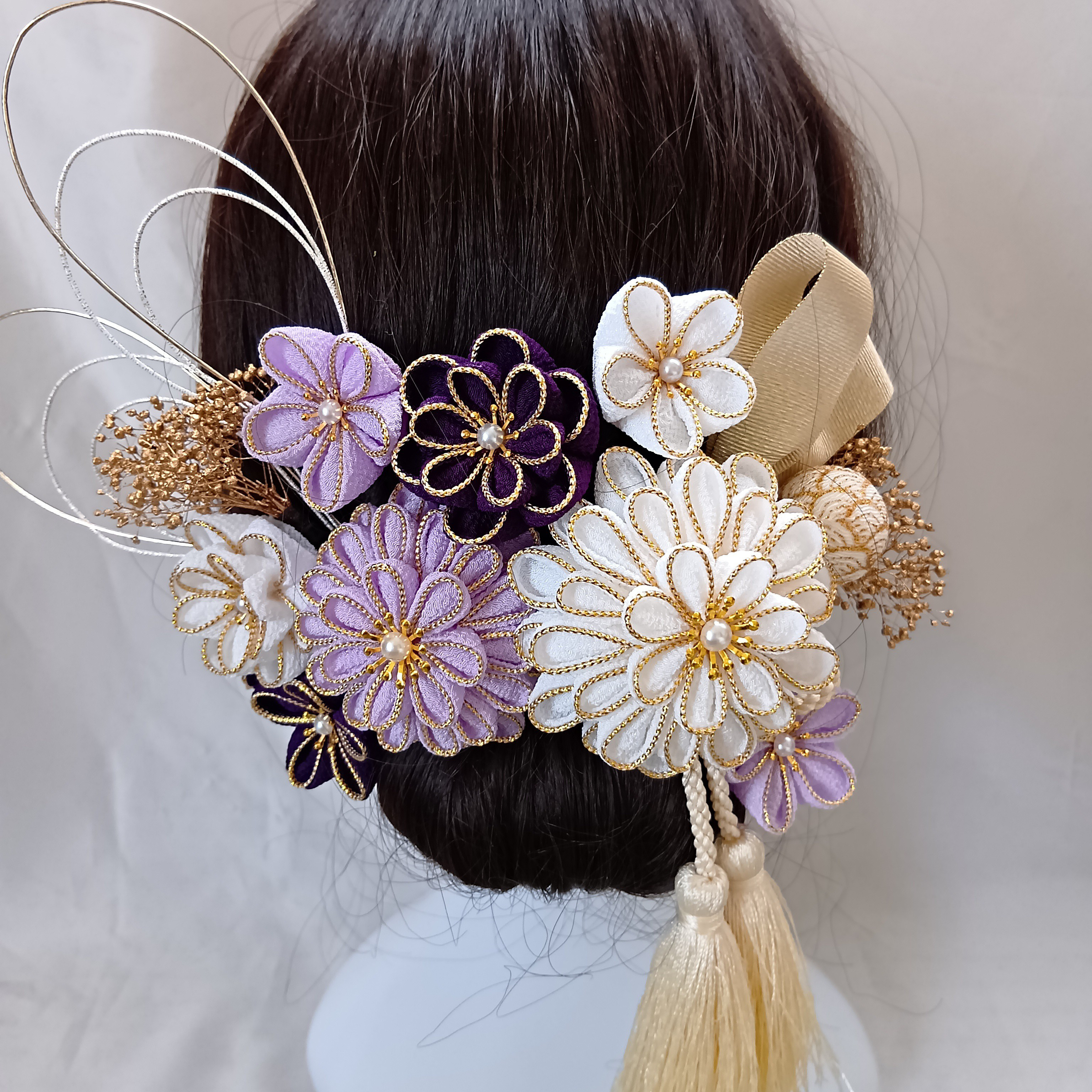 【受注制作】白　薄紫　紫　 成人式　髪飾り　つまみ細工　ちりめん　卒業式　和装　袴　タッセル　和玉　かすみ草　Uピン