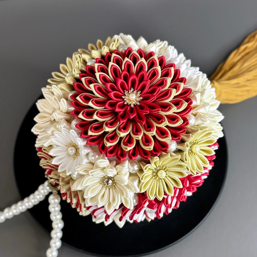 レンタルブーケ】サテンつまみ細工のボールブーケ 大『椿