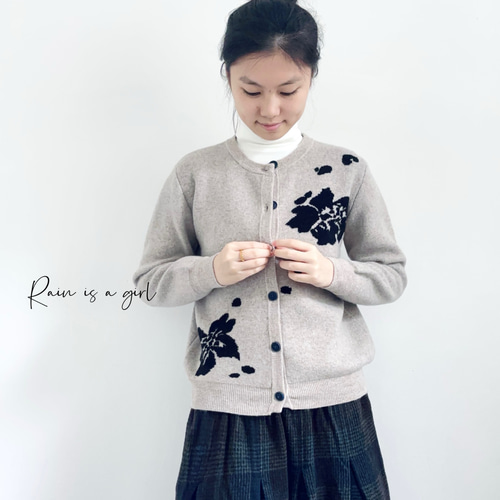 良品✨バランタイン　カシミヤ100% 花柄　薔薇 カーディガン　羽織り　38 良品✨バランタイン カシミヤ100% 花柄 薔薇 カーディガン