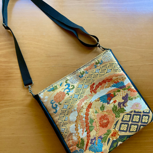 帯リメイクショルダーバッグ 本革 金銀糸 ショルダーバッグ Atelier