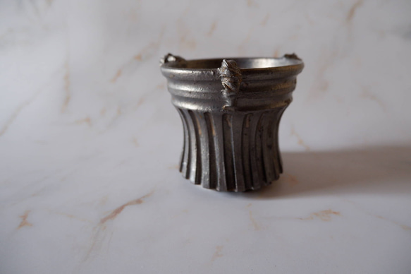 3.5号燻し金彩三方耳付き鉢686　塊根植物　多肉植物　盆栽　植木鉢　作家鉢　沖縄 3枚目の画像