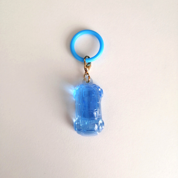 【車のアンブレラマーカー】　アンブレラマーカー　男の子　こども　子供　車チャーム　車　キーホルダー　ミニチュア 9枚目の画像