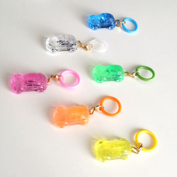 【車のアンブレラマーカー】　アンブレラマーカー　男の子　こども　子供　車チャーム　車　キーホルダー　ミニチュア 3枚目の画像