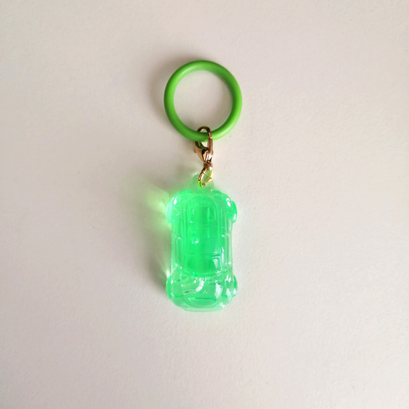 【車のアンブレラマーカー】　アンブレラマーカー　男の子　こども　子供　車チャーム　車　キーホルダー　ミニチュア 8枚目の画像