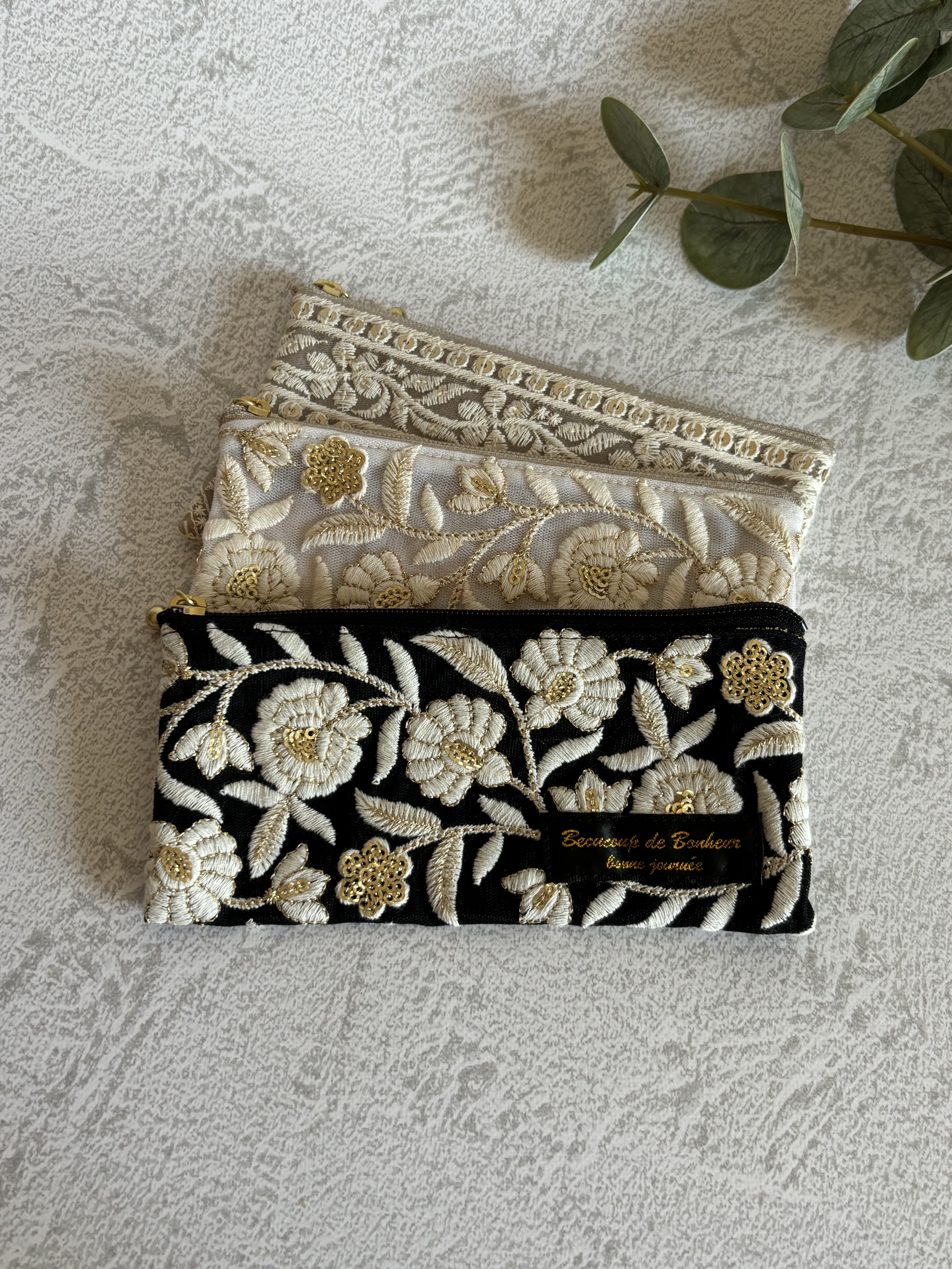 リップポーチ　ポーチ　ミニポーチ　インド刺繍　リボン　ブラック　927-9 インド刺繍リボン♡リップポーチ♡ブラック ポーチ テイク 通販