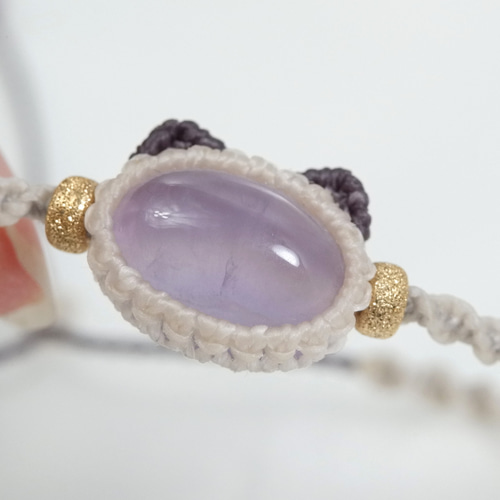 パープルフローライトの石猫ちゃんブレスレット ライラックポイント