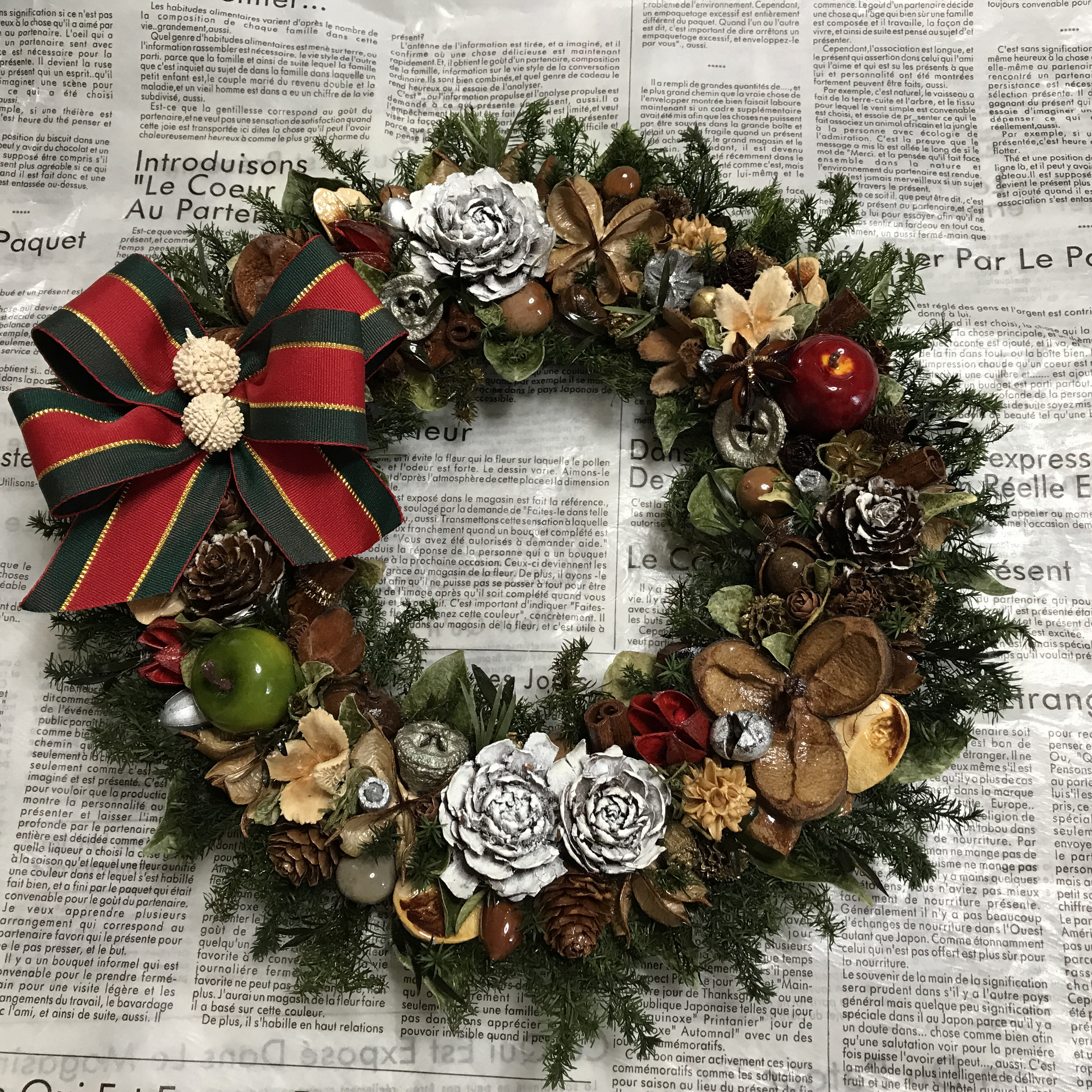 《新作＊X'mas》人気商品 シダローズとリンゴのボタニカルグリーンリース30cm（受注制作）