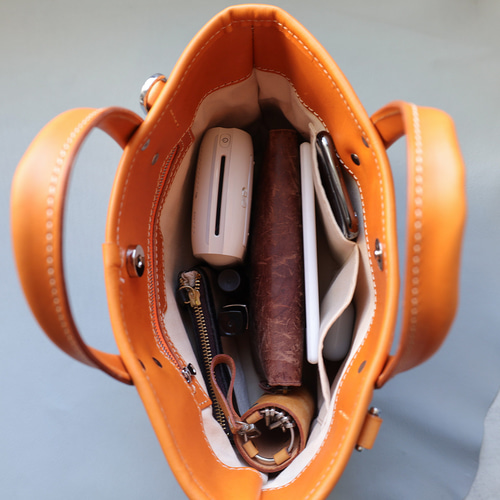 シンプル実用的なトートバッグ 中 手持ち 肩掛け 2WAY 鞄 ショルダー