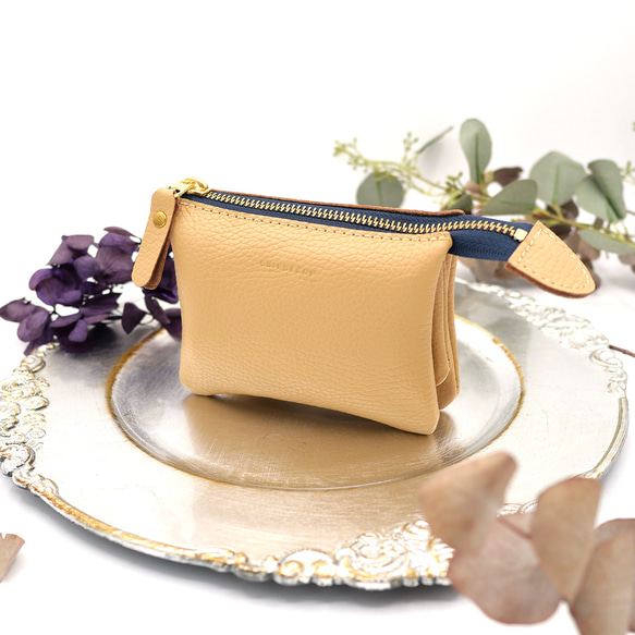 ｷｭｲｰﾙﾃﾞｿﾝ これ1つで身軽になる軽くて小さいお財布ポーチ　コンパクトで大容量なポーチ財布　《ベージュ》228 1枚目の画像