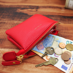 ｷｭｲｰﾙﾃﾞｿﾝ これ1つで身軽になる軽くて小さいお財布ポーチ　コンパクトで大容量なポーチ財布《レッド》228 1枚目の画像