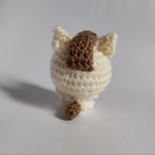 あみぐるみ リーゼントにゃんこ 猫 うす茶ヘアー ストラップ