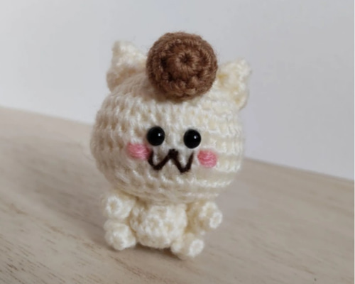 あみぐるみ　要望ページ　リーゼント　つっぱり番長 あみぐるみ リーゼントにゃんこ 猫 うす茶ヘアー ストラップ