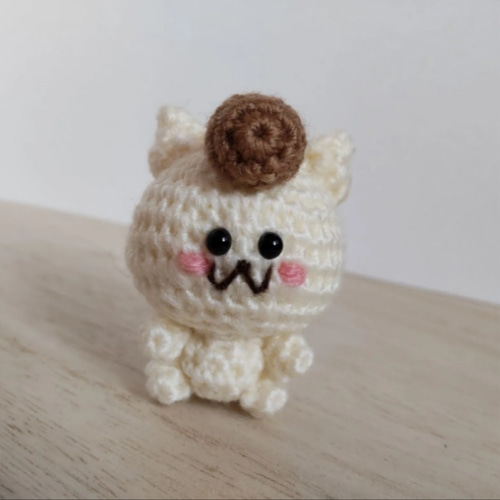 あみぐるみ　要望ページ　リーゼント　つっぱり番長 あみぐるみ リーゼントにゃんこ 猫 うす茶ヘアー ストラップ