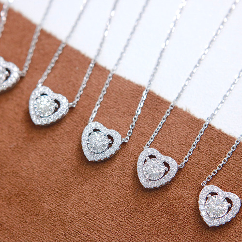 ハート形 天然ダイヤモンドネックレスk18 ネックレス・ペンダント