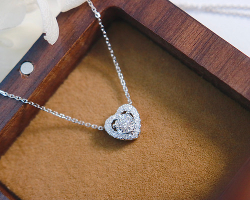 ハート形 天然ダイヤモンドネックレスk18 ネックレス・ペンダント