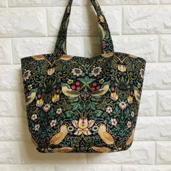 ❤️大人気yukiemonデコレーションパーク柄でトートバッグ