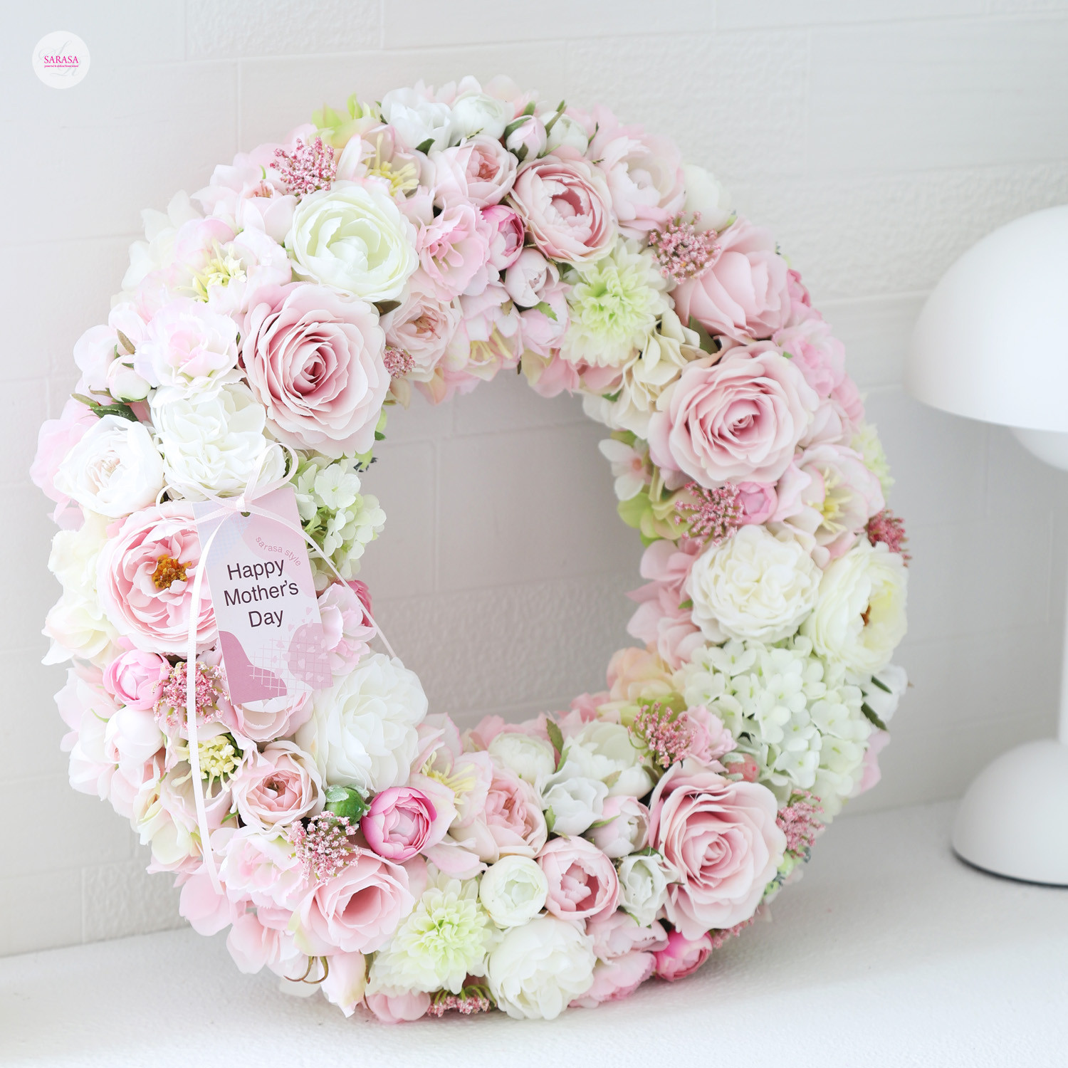 ホワイトピンクのエレガントフラワーリース（直径約36cm）