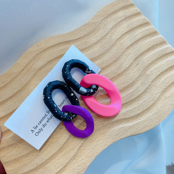 オトナきれいめダルメシアンピアス。　モノトーン×ネオンカラー。　イロが選べるタイプ 7枚目の画像