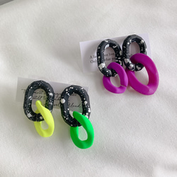 オトナきれいめダルメシアンピアス。　モノトーン×ネオンカラー。　イロが選べるタイプ 3枚目の画像
