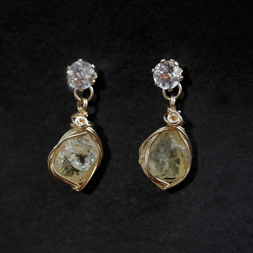 レア☆ピアス☆ダンビュライト・アグニゴールドダンビュライト 【公式