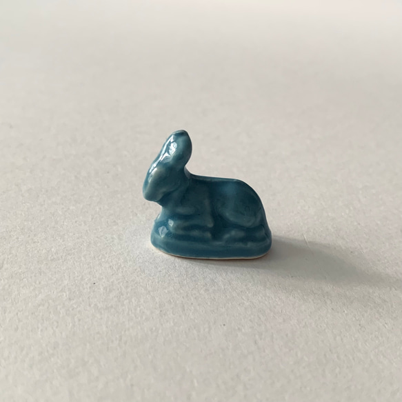 パリ蚤の市で購入したウサギ