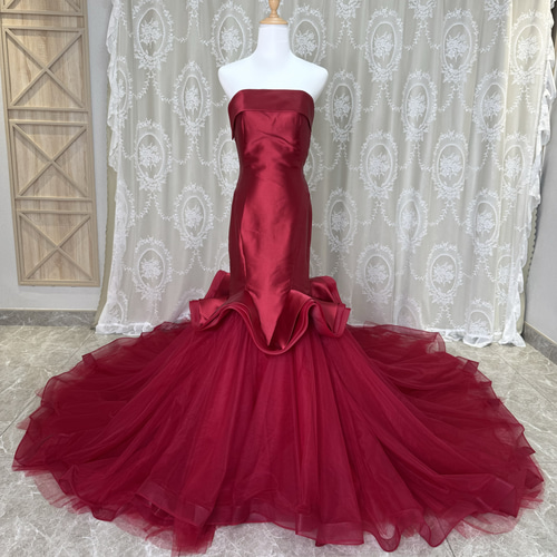 抜群のお洒落見え！ワインレッド 紅色 カラー変更可能 マーメイド