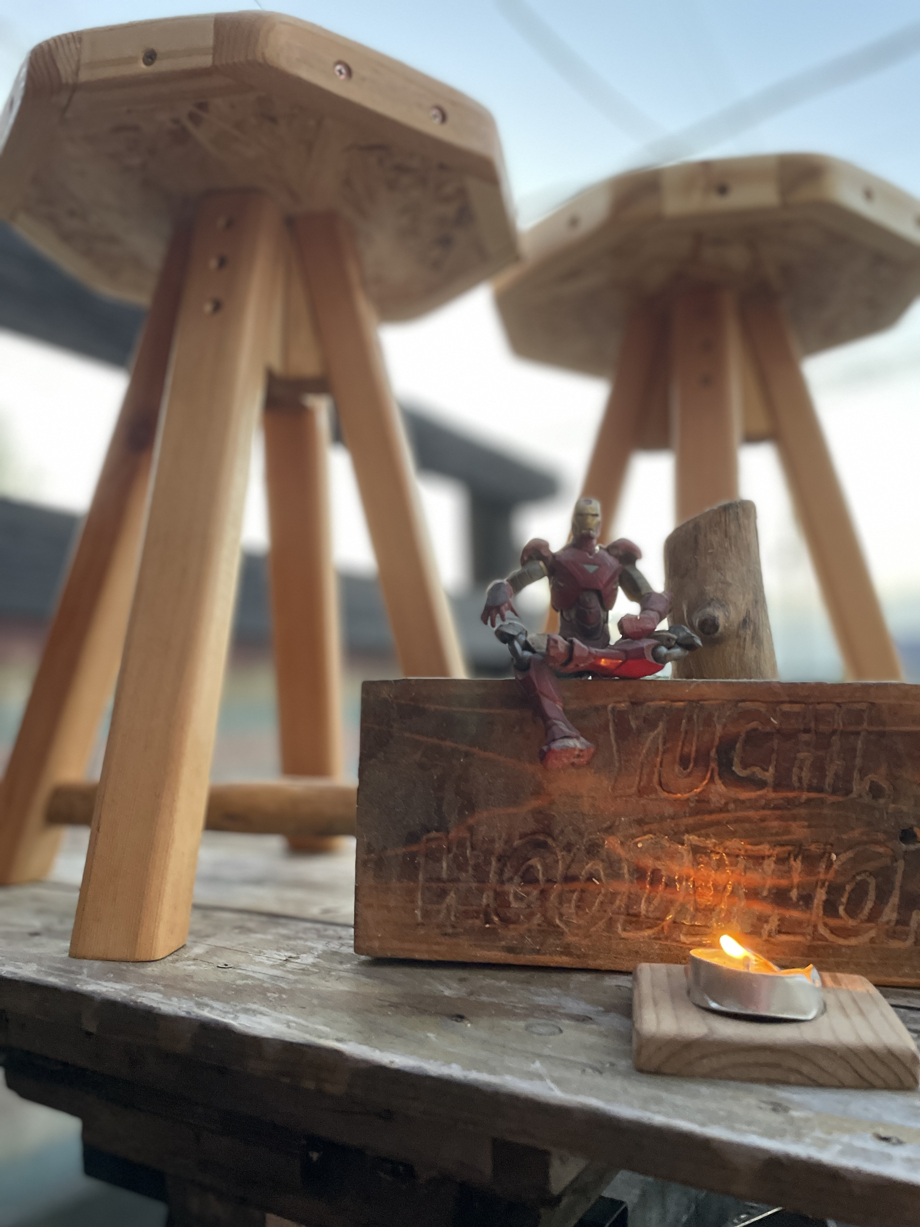 八角形の天板がかわいい。なんにでも使えるオクタゴンスツール⑦【ウッド】【オルテガ】【ナチュラル】⑥と⑦はペアです。