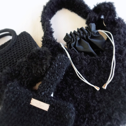 モコモコ黒のファーヤーンのショルダーバッグ ショルダーバッグ N²