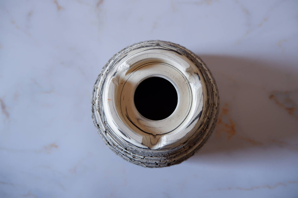 4号白黒練り込み裂紋鉢698　塊根植物　多肉植物　盆栽　植木鉢　作家鉢　沖縄 7枚目の画像