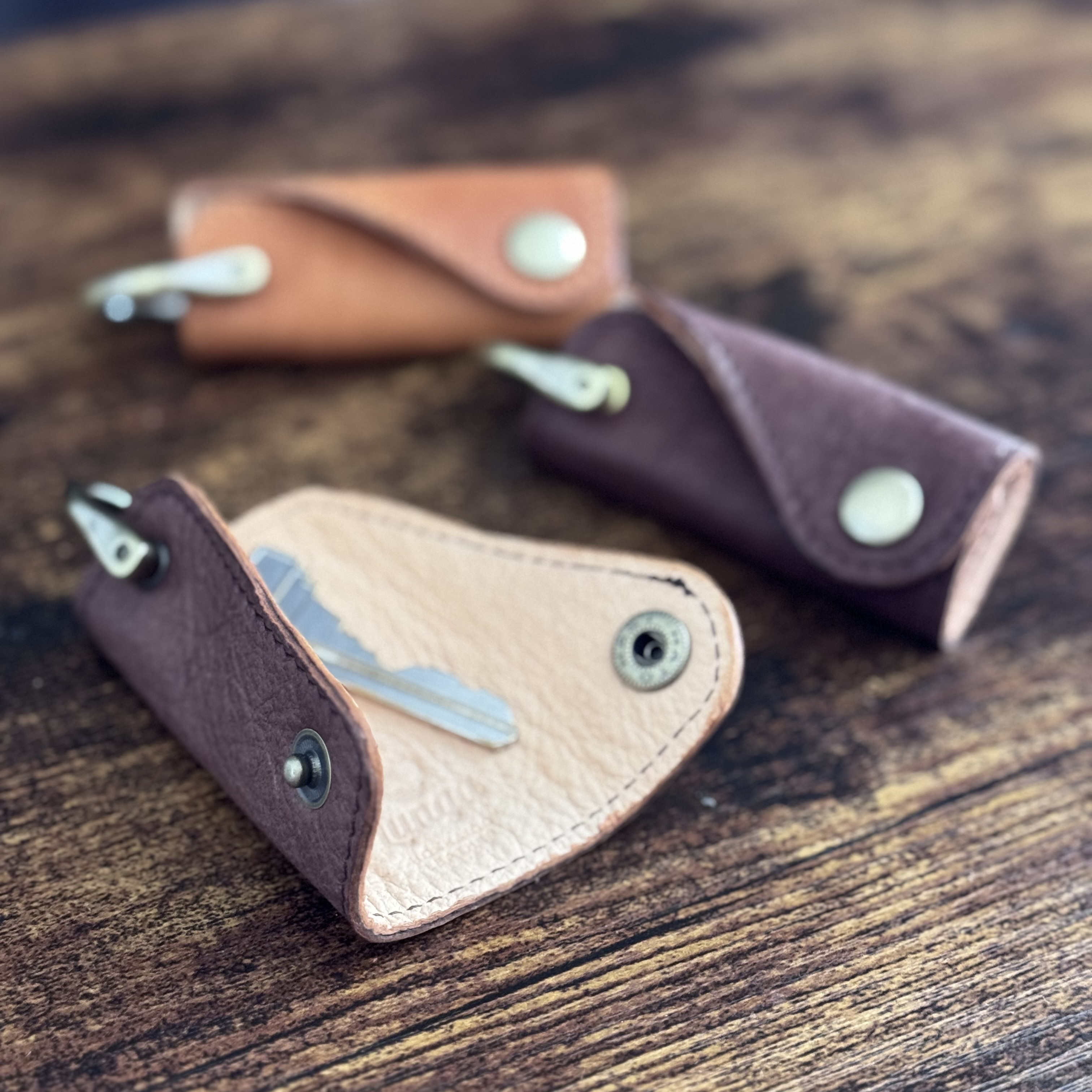 シンプルキーケース　エゾシカレザー　タンニンなめし革