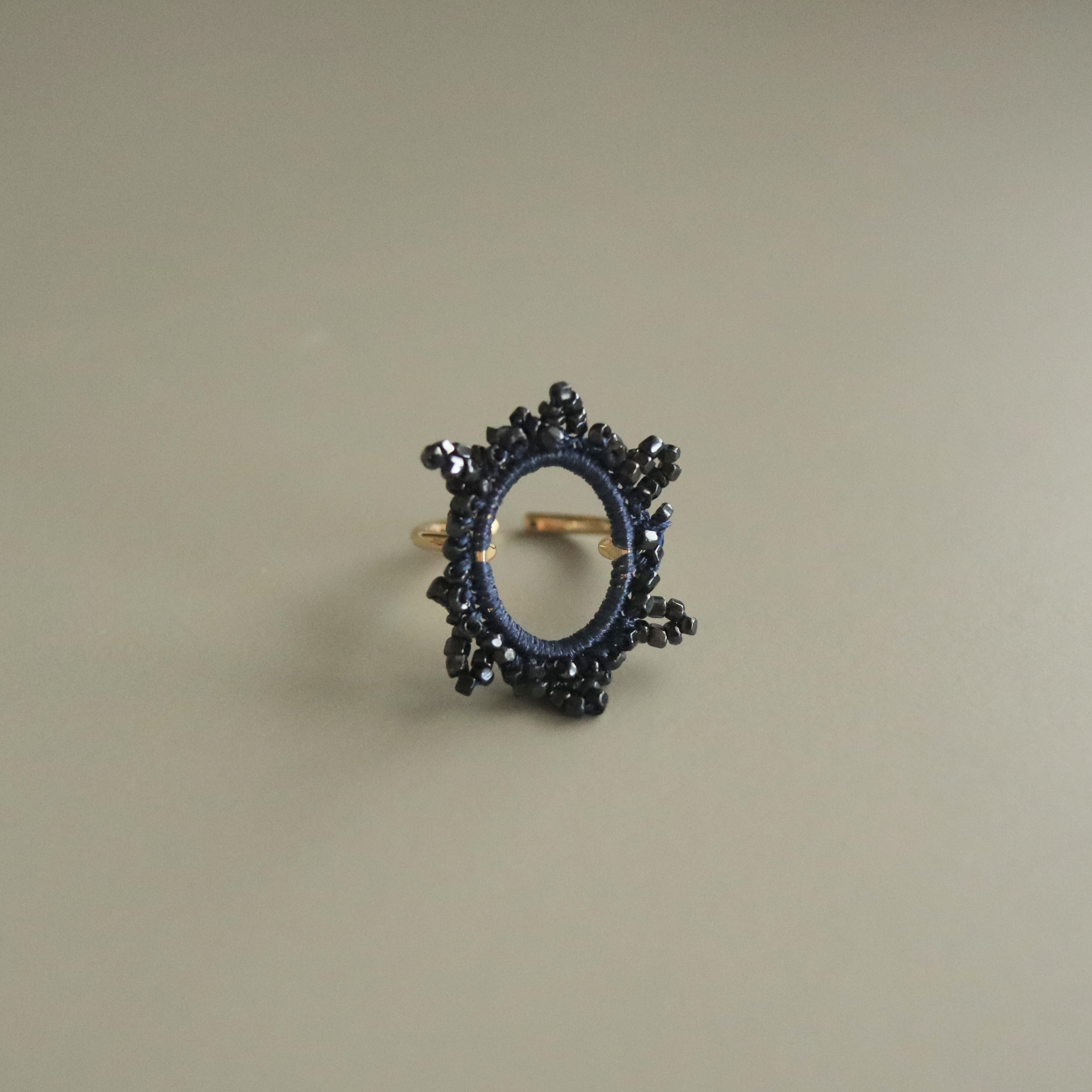 【星の瞬き】antique star ring  [ black ] フランスアンティーク